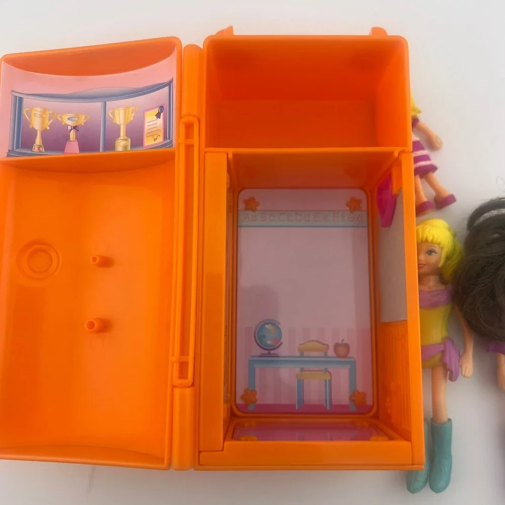 Vintage Polly Pocket Locker‎ Playset w Dolls Early 2000s Mattel Purple Outfits